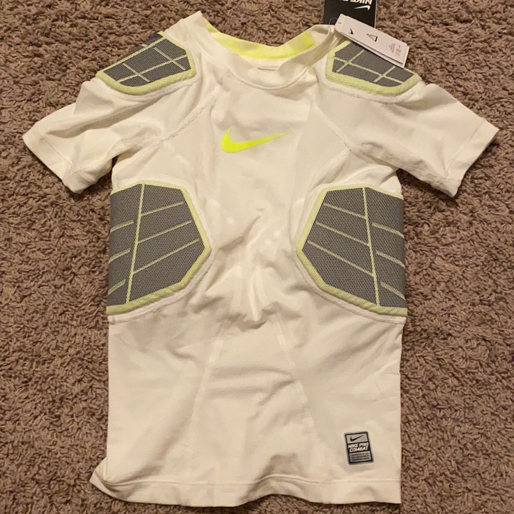 Nike Youth Pro Combat Hyperstrong series football